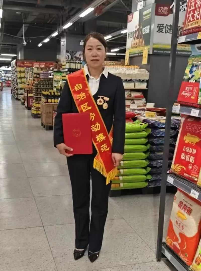 【家乡好超市】五一国际劳动节｜在家乡好，“打工人”活成了教科书